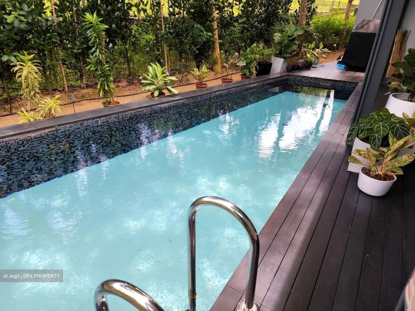 Toh Estate (D17), Terrace #548846881